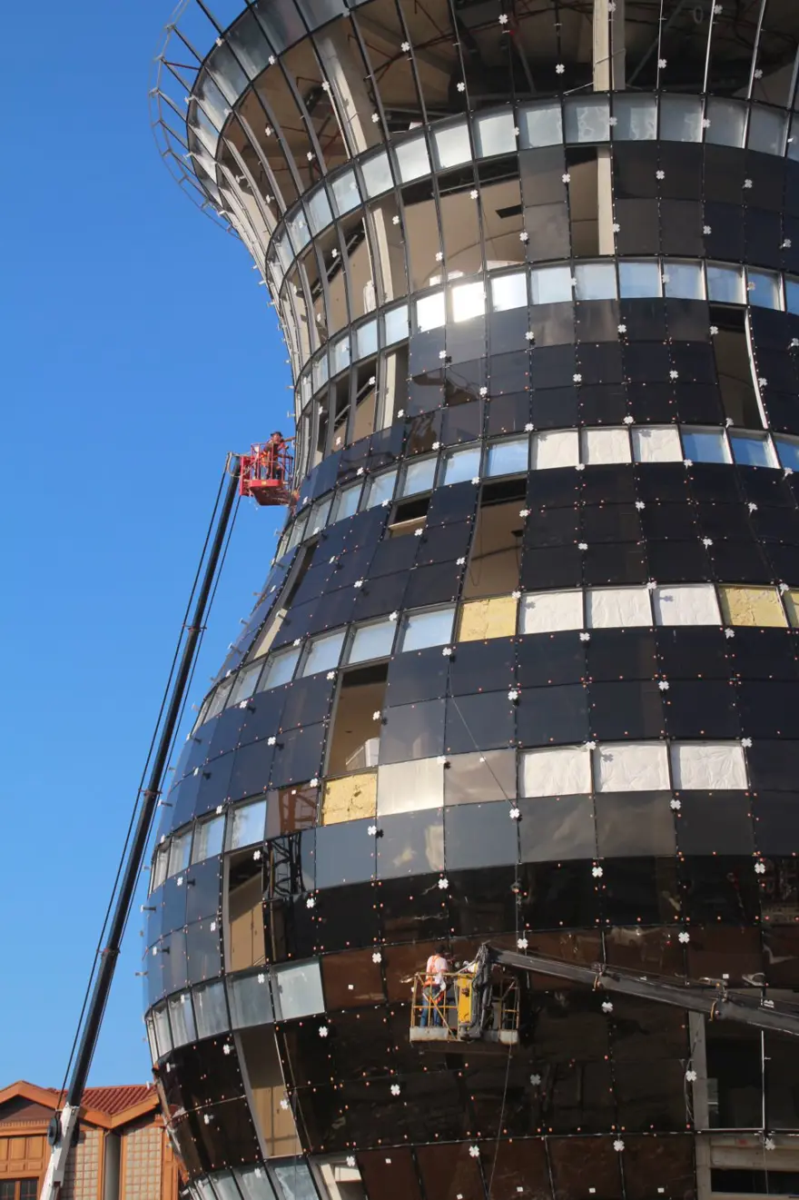 Rize'deki dünyanın en büyük çay bardağı Guinness’e aday 1