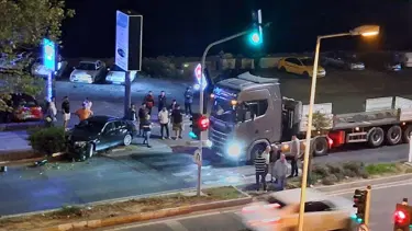Eski belediye başkanı kaza yaptı: Ehliyetsiz ve alkollü