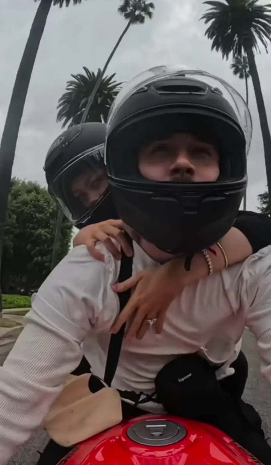 BECKHAM'IN OĞLUNDAN İMALI PAYLAŞIM 5