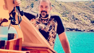 Ata Demirer’den Ezine peyniri paylaşımı