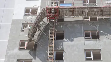 16 katlı inşaat iskelesi çöktü: 3 ölü