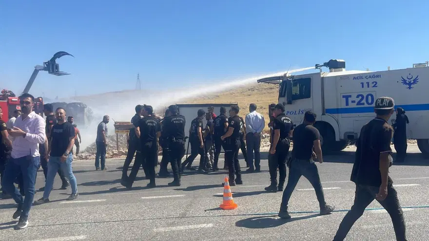 Geri dönüşüm fabrikasında korkutan yangın 7 Geri dönüşüm fabrikasında korkutan yangın 7
