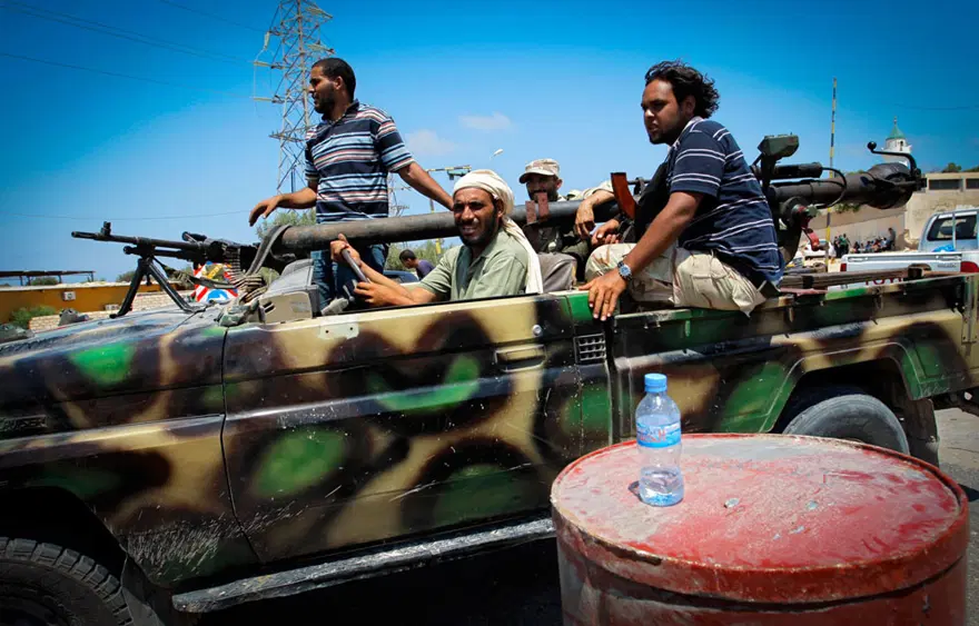 Kaddafi'nin kalesi düştü 2 Kaddafi'nin kalesi düştü 2