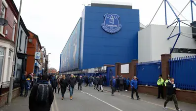 Premier Lig'in finansal kurallarına uymayan Everton, bağımsız komisyona sevk edildi