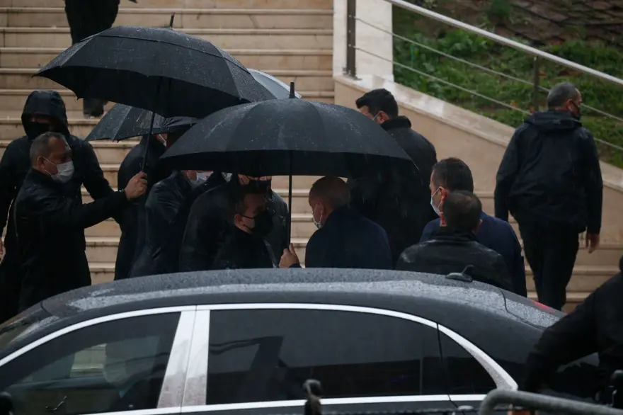 Eski Galatasaray Kulübü Başkanı Mustafa Cengiz son yolculuğuna uğurlandı 2