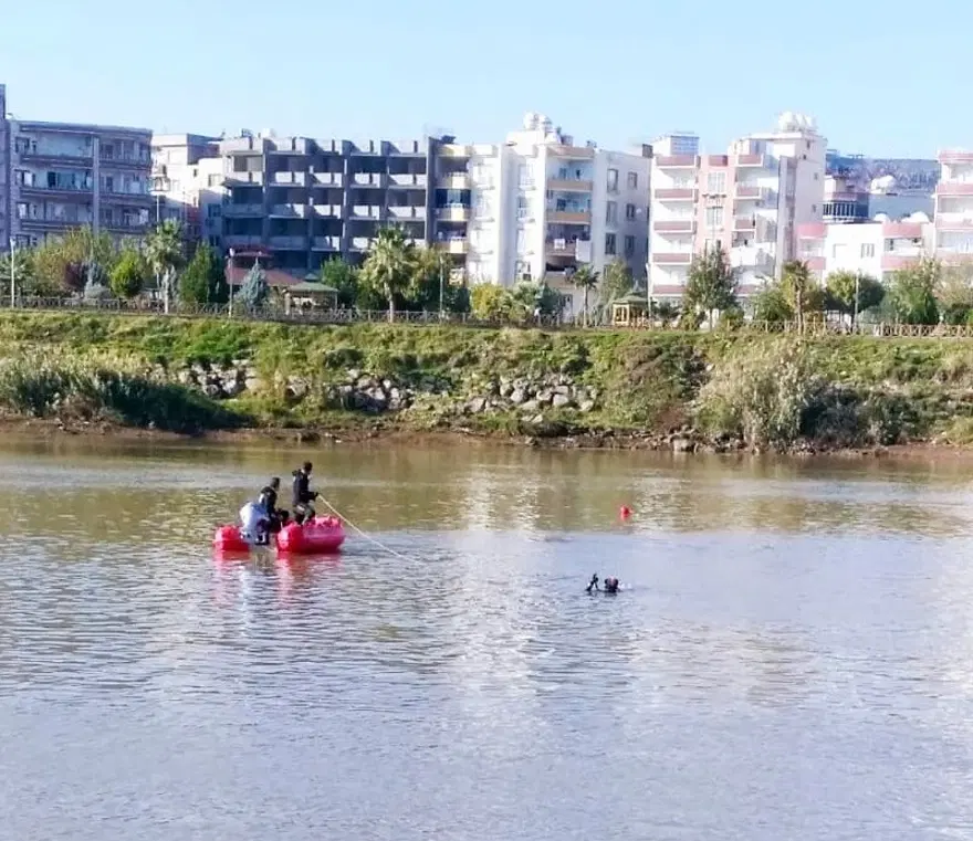 Dicle’ye atlayan kız kardeşlerden Zilan 6 gündür aranıyor Dicle’ye atlayan kız kardeşlerden Zilan 6 gündür aranıyor