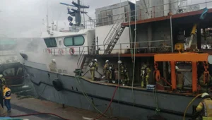 İstanbul'da tekne yangını İstanbul'da tekne yangını
