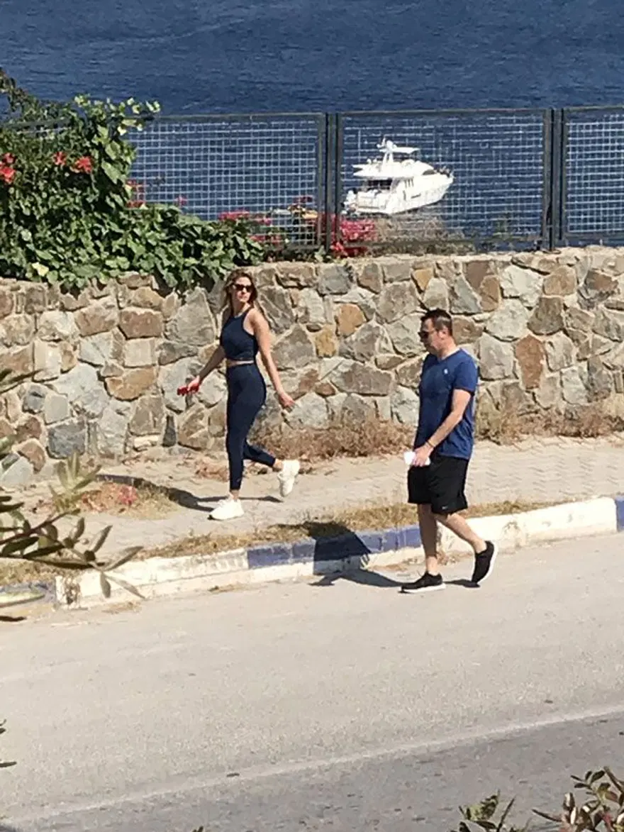 Fikret Orman,Tuğba Coşkun, Fikret Orman ve Tuğba Coşkun sabah yürüyüşü, Fikret Orman ve Tuğba Coşkun sabah sporu, ikret Orman ve Tuğba Coşkun Bodrum'da 6