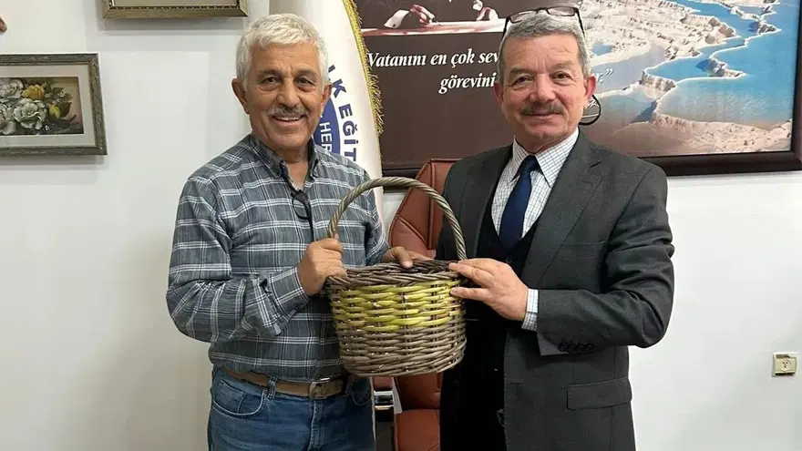 Doğadan toplanmaya başladı: Hayıt, söğüt, dut melengiç dalları sepete dönüşüyor 3 Doğadan toplanmaya başladı: Hayıt, söğüt, dut melengiç dalları sepete dönüşüyor 3