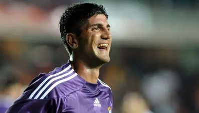 Survivor Barış Özbek kimdir? Barış Özbek kaç yaşında ve nereli? (Barış Özbek'in futbol kariyeri)