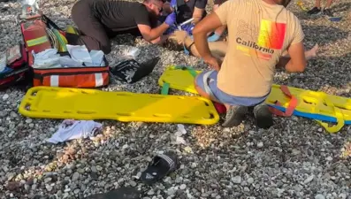 Falezlerden ölümüne atlayış denemesi yapan genç ağır yaralandı