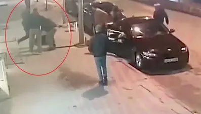 Bacak kıran park yeri kavgası: Üç kişi saldırdılar