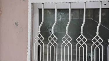 Sivas'ta aile sağlığı merkezi kurşunlandı