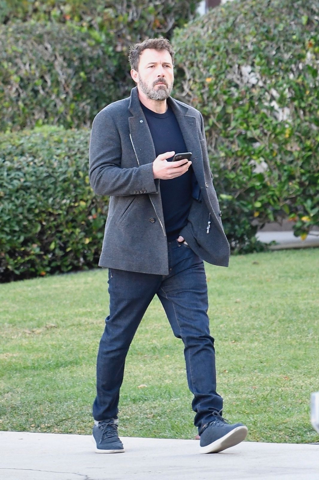Ben Affleck yeni aşkını çöpçatanlık uygulamasında arıyor