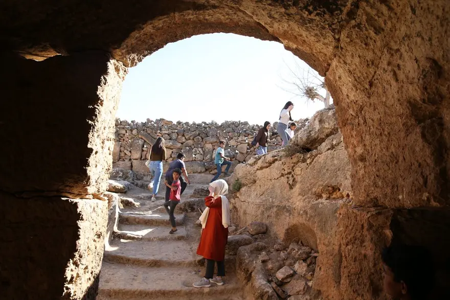 Şuayb Antik Kenti, surları ve dehlizleriyle ilgi çekiyor 4