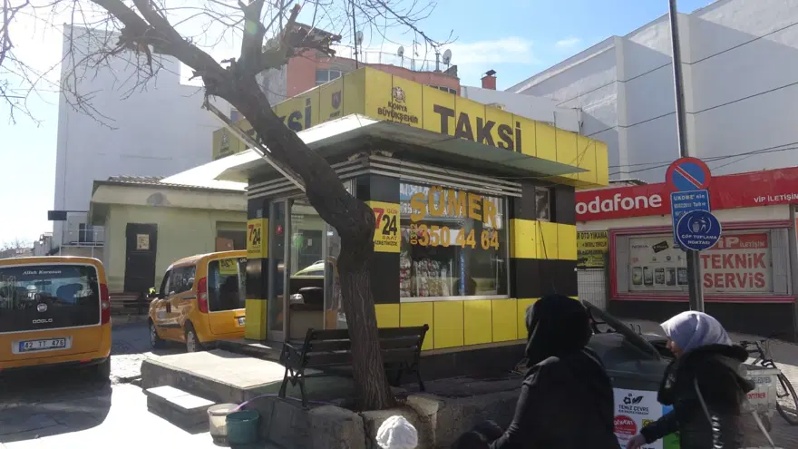 Konya’da taksiciye bıçaklı saldırı: “Taksiciler artık bizegüvenmiyor” deyip, saldırdı 