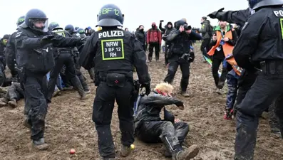 Almanya'daki kömür protestoları sertleşiyor