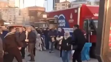 Ücretsiz iftar kumanyası kavgaya neden oldu