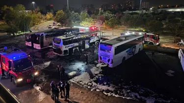 AŞTİ'de otobüs yandı