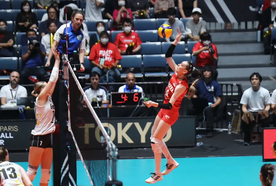 Filenin Sultanları'nın 117 günlük zirve yolculuğu: 3 kıtada 3 kupa 13