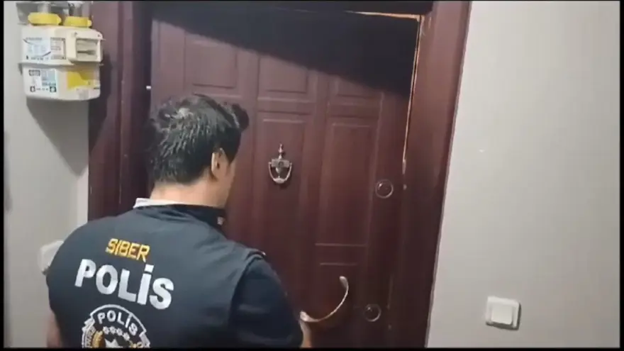 İstanbul'da 12 milyonluk "Forex" vurgunu: 15 gözaltı 5 İstanbul'da 12 milyonluk "Forex" vurgunu: 15 gözaltı 5