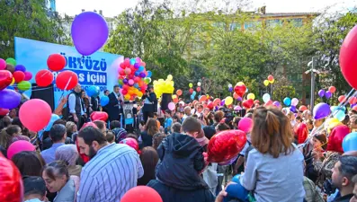 Lösemiyi 2'nci kez yenen Atlas için balonlar gökyüzüne bırakıldı