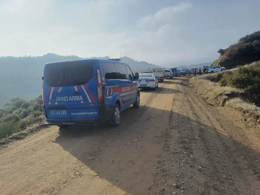 Kayıp olarak aranan adamın cesedi uçurumda bulundu 7