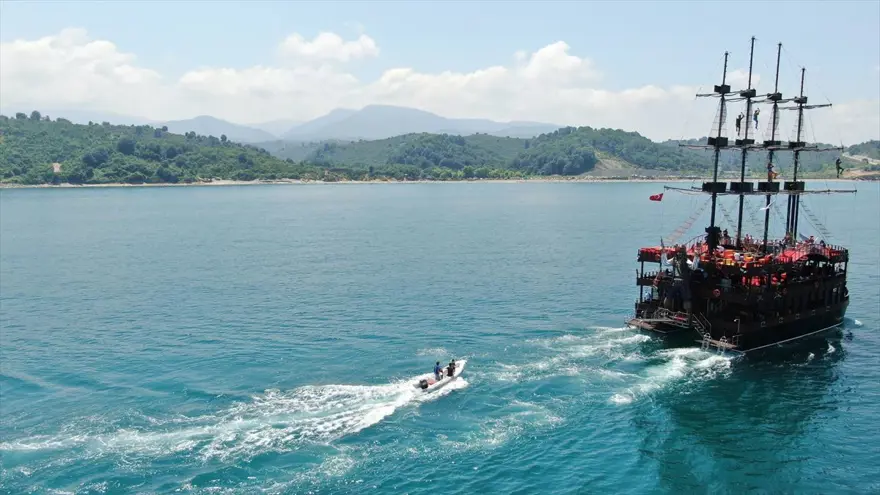 'Pusula Katamaran' Karadeniz turlarına başladı 4 'Pusula Katamaran' Karadeniz turlarına başladı 4