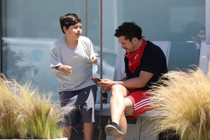 Orlando Bloom'un eski eşi Miranda Kerr'den şimdiki nişanlısı Katy Perry'ye mesaj: Seni seviyorum 3