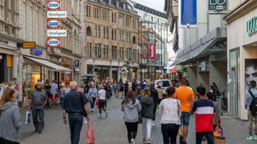 Almanya Sağlık Bakanı Spahn Covid-19 salgının ilkbaharda sona ermesini bekliyor