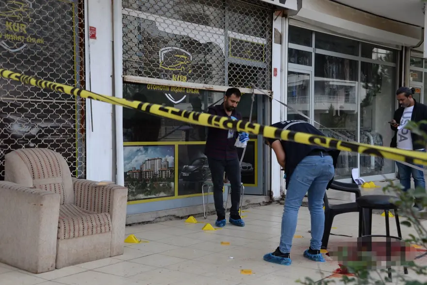 Sokak ortasında silahlı saldırı 7