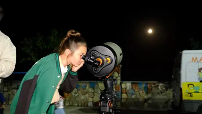 Diyarbakır ve Şırnak'ta ''Yarı gölgeli ay'' tutulması görüntülendi