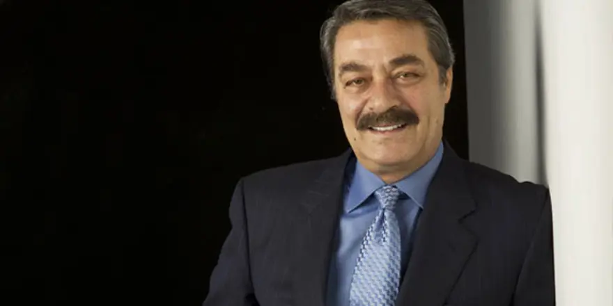 Kadir İnanır ekrana dönüyor 4