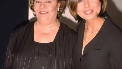 Ebru Gündeş'in annesi Müjgan Bilgin hayatını kaybetti