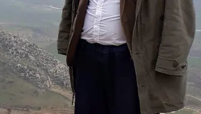 Yem çadırında şüpheli ölüm (Muhtar başından vurulmuş halde bulundu)