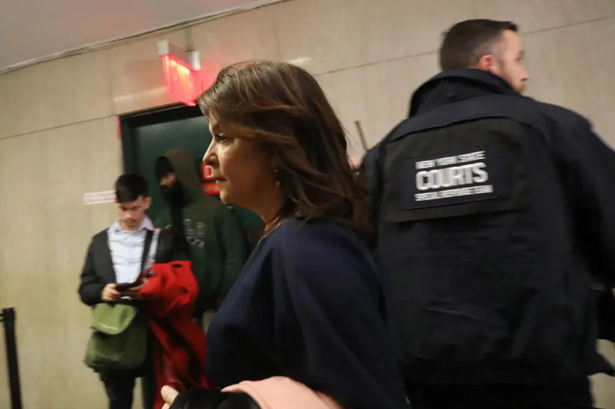 Annabella Sciorra gözyaşlarıyla anlattı: Bana tecavüz etti (Weinstein'a bir suçlama daha) 2