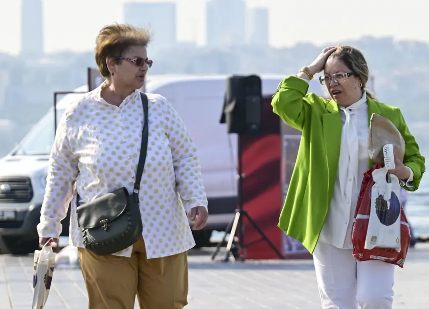 Aşırı sıcaklar İstanbul’u önce terk edecek, sonra gerigelecek (22 Temmuz tarihine dikkat) 3 Aşırı sıcaklar İstanbul’u önce terk edecek, sonra gerigelecek (22 Temmuz tarihine dikkat) 3