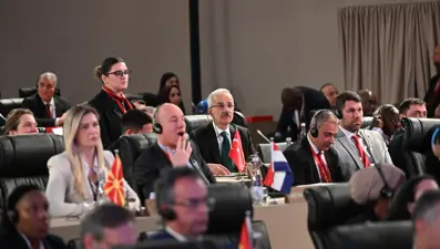 Bakan Uraloğlu'ndan İsrailli bakana tepki: Salonu terk etti