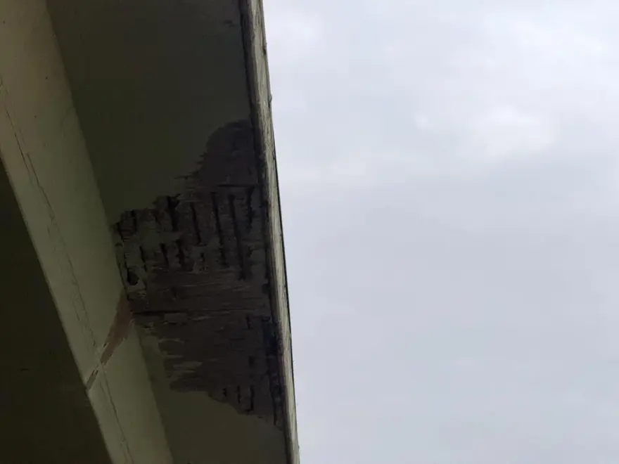 Üzerinden her gün binlerce araç geçiyor: İstanbul'da tehlike saçan köprü 3