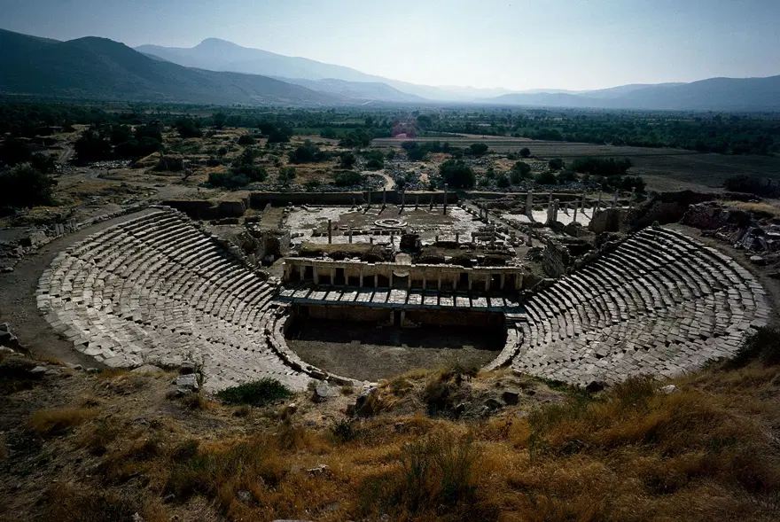 Aphrodisias Ara Güler sergisi açıldı 1 Aphrodisias Ara Güler sergisi açıldı 1
