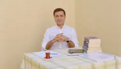Selahattin Demirtaş: Diğer adaylar 100 miting yaptı, ben 100 tweet atabildim