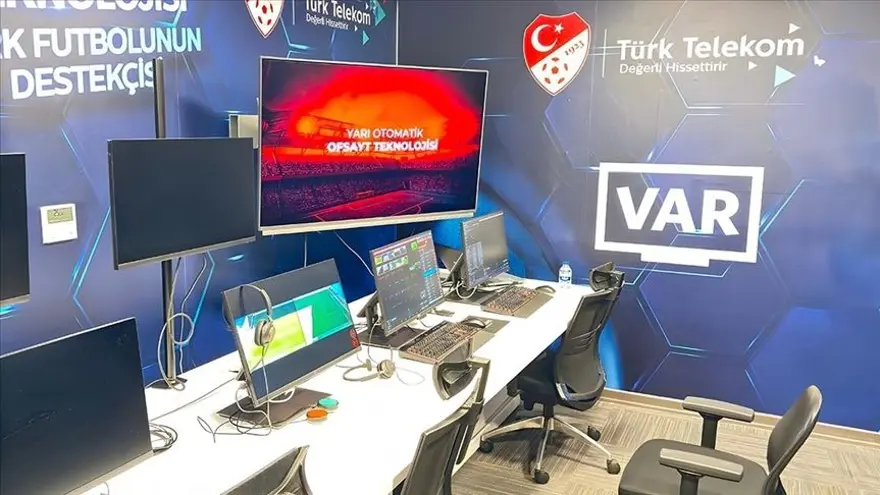 Süper Lig'de 30. hafta maçlarının VAR kayıtları açıklandı: İşte kare kare VAR kayıtları ve konuşmalar 