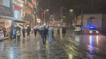 Sıcak havaya aldanmayın: İstanbul dahil 20 ile sağanak yağış uyarısı