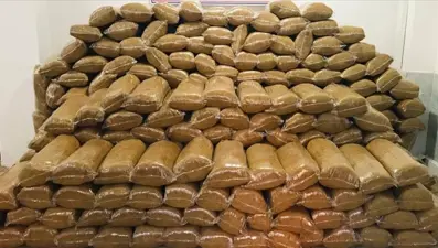 Şırnak'ta 4 milyon liralık kaçak ürün ve uyuşturucu ele geçirildi 