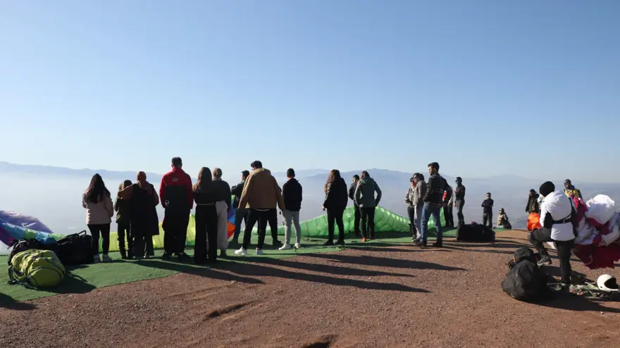Beyaz cennet Pamukkale'yi gökyüzünden izleten turlar ilgi görüyor 4 Beyaz cennet Pamukkale'yi gökyüzünden izleten turlar ilgi görüyor 4