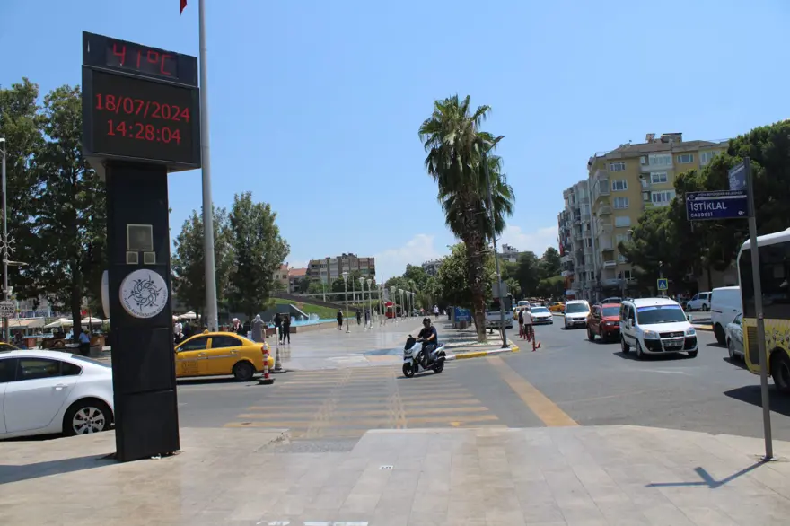 Termometreler 41 dereceyi gördü! Kavurucu sıcak zor anlar yaşattı 5