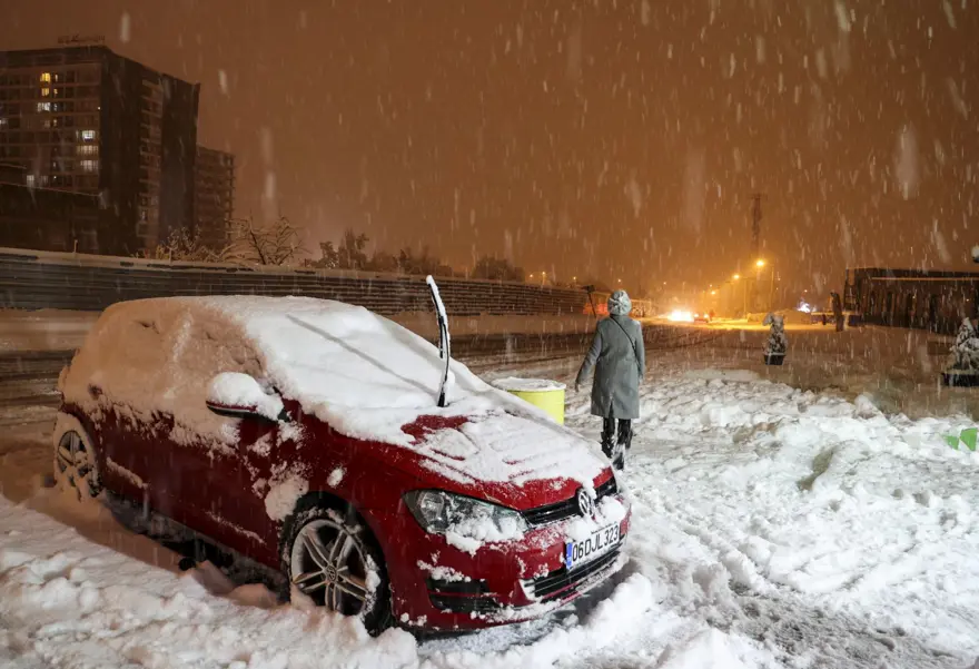 Ankara beyaza büründü, sırada İstanbul var 9 Ankara beyaza büründü, sırada İstanbul var 9