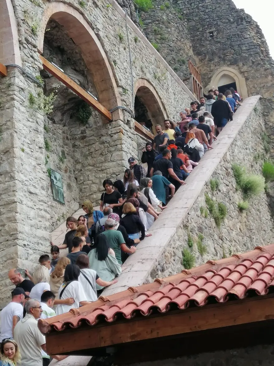 Sümela Manastırı’na bayramda 20 bin ziyaretçi 3