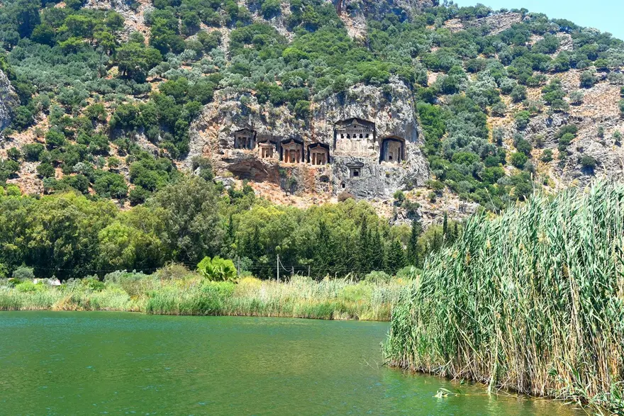Labirent sazlıkları ile turistlerin gözdesi: Dalyan Kanalı 2 Labirent sazlıkları ile turistlerin gözdesi: Dalyan Kanalı 2