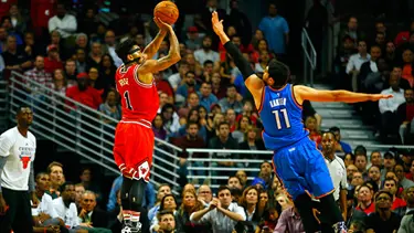 Bulls'u Rose sırtladı